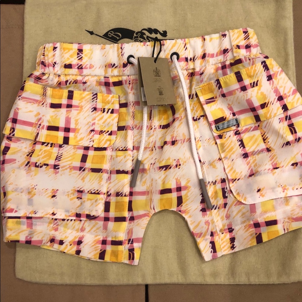 Children Burberry silk shorts 4y